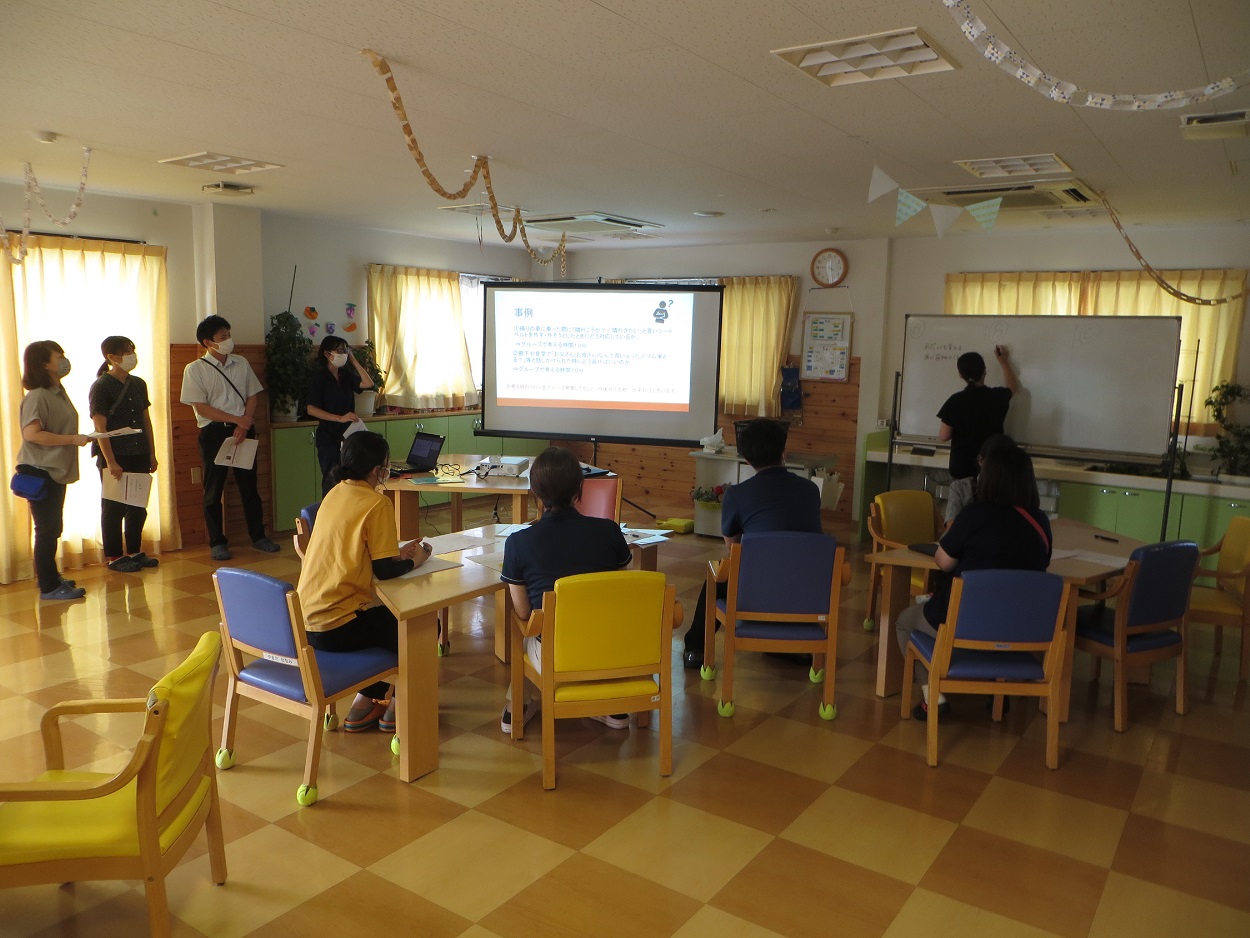 勉強会を行いました | 社会福祉法人 平成会